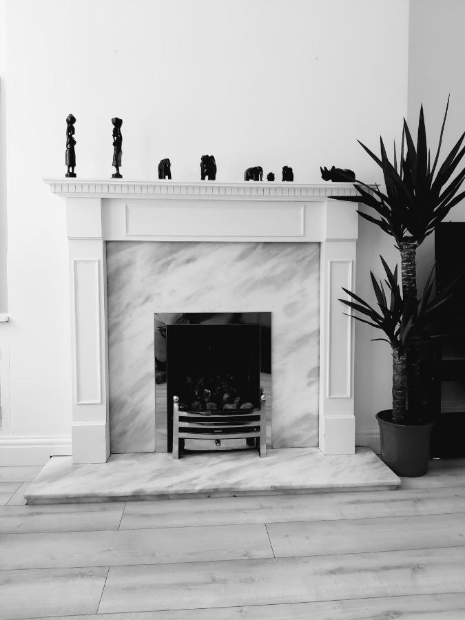 Gorgeous Stylish Cheri Victorian House In Manchester Villa Exteriör bild